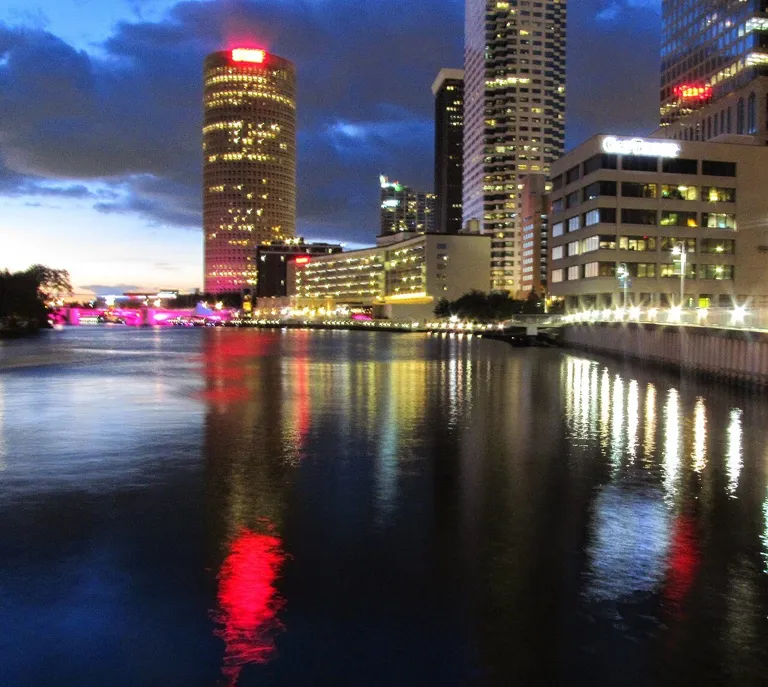 Tampa Riverwalk — Tampa Riverwalk 03